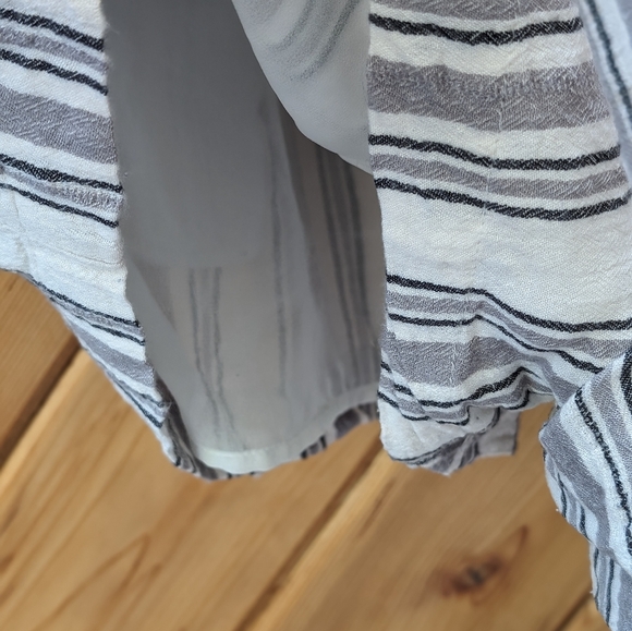 American Eagle paper bag high waisted shorts - Picture 6 of 8